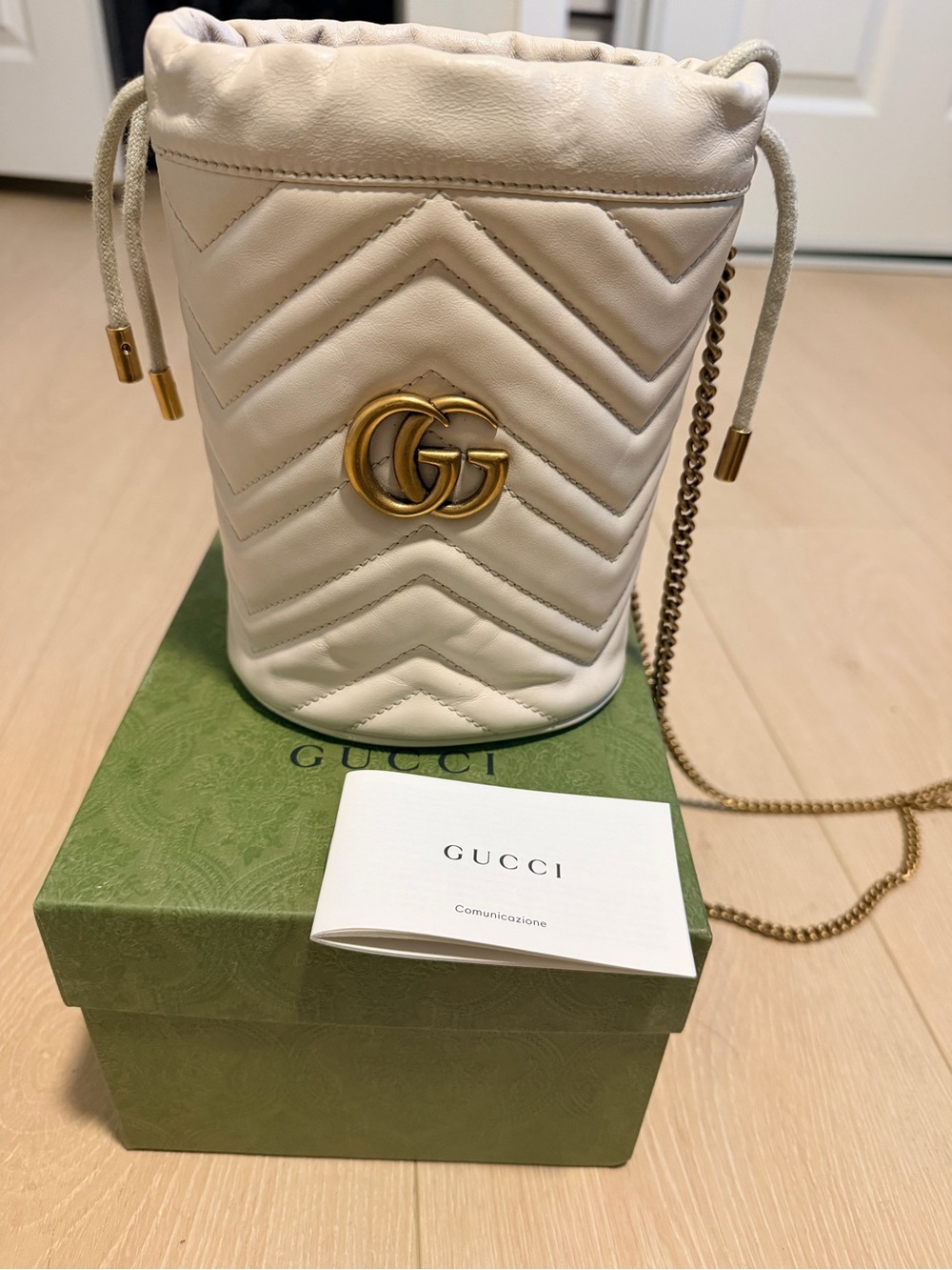 Gucci Marmont White Matelassé Leather Bucket Bag with Double G